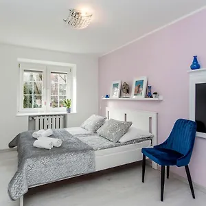 Rentapart Stare Miasto Apartment